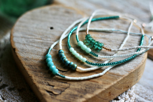 dainty silk cord adjustable beaded bracelet (turquoise)
