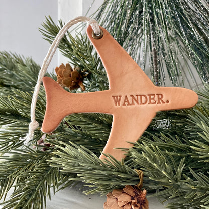 leather ornament airplane WANDER (natural unpainted)