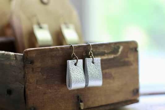 simple loop genuine leather earrings in shimmery silver