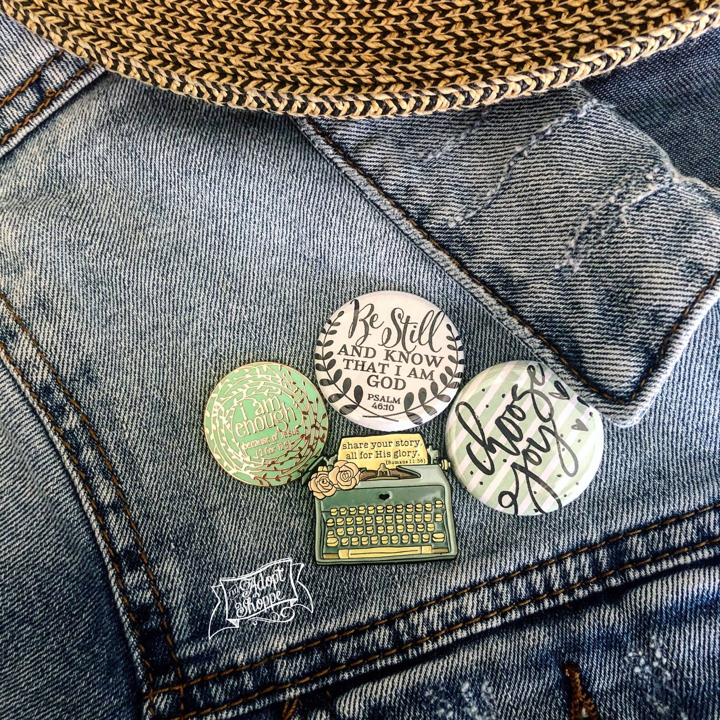 i am enough - because of Jesus (2 Corinthians 12:9) hard enamel pin (rose gold)