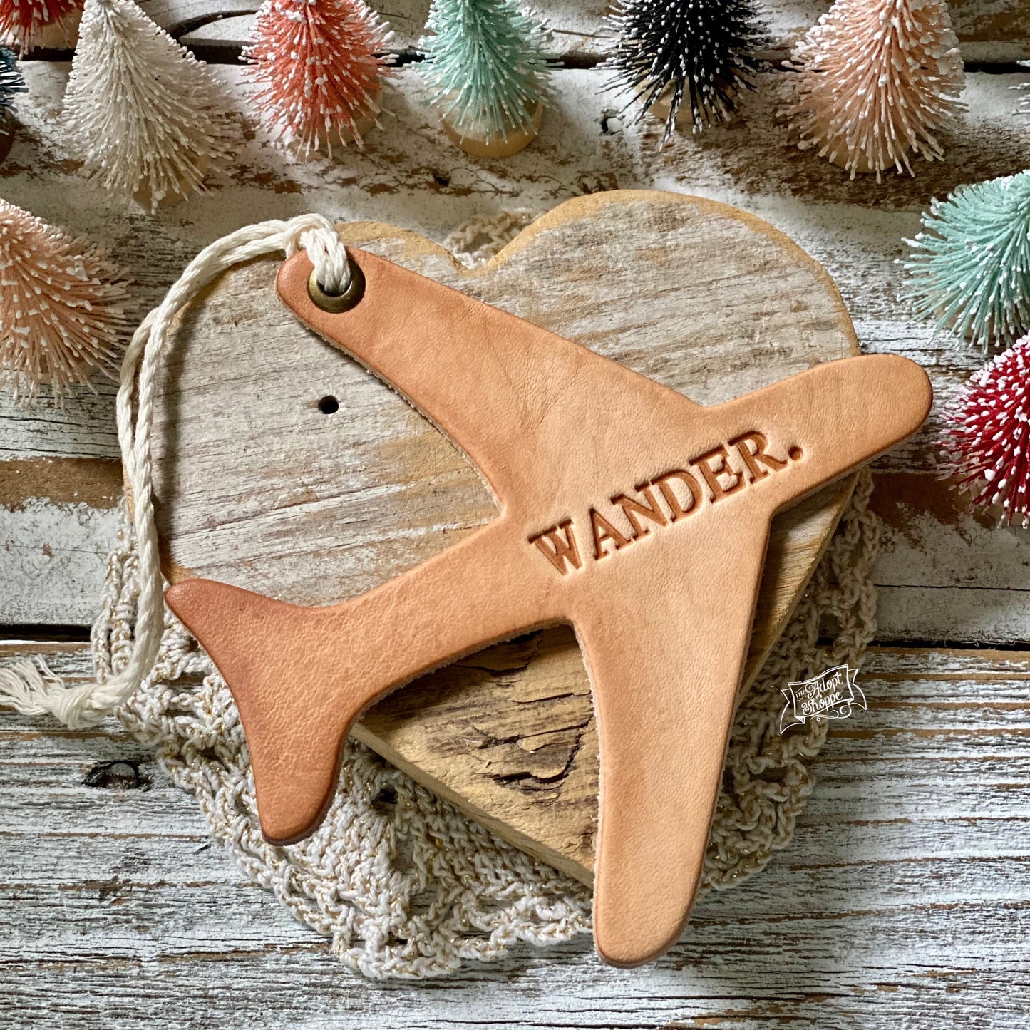 leather ornament airplane WANDER (natural unpainted)