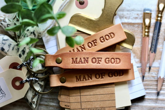 MAN OF GOD leather keyring (camel/natural)