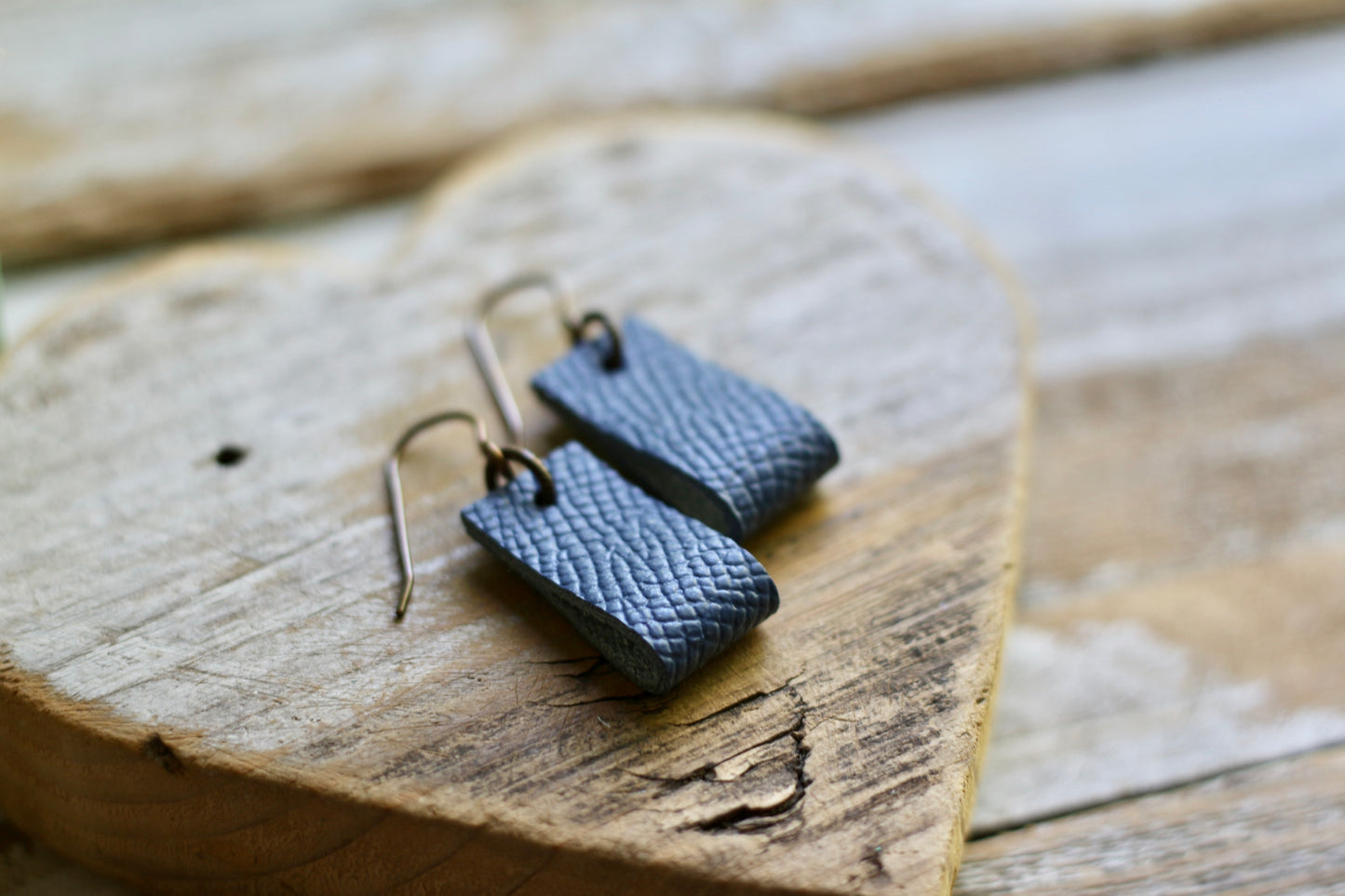simple loop genuine leather earrings in matte pebbled blue