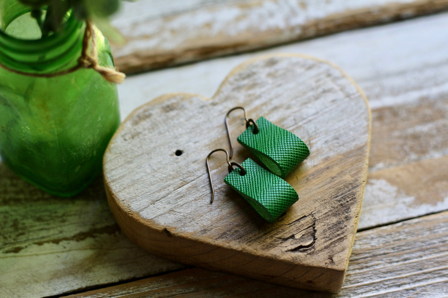 simple loop genuine leather earrings in matte green crosshatch