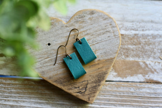 simple loop genuine leather earrings in matte teal